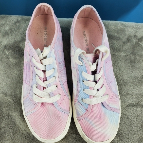 Madden Girl blue and pink tie dyed sneakers 8.5M - Picture 12 of 12